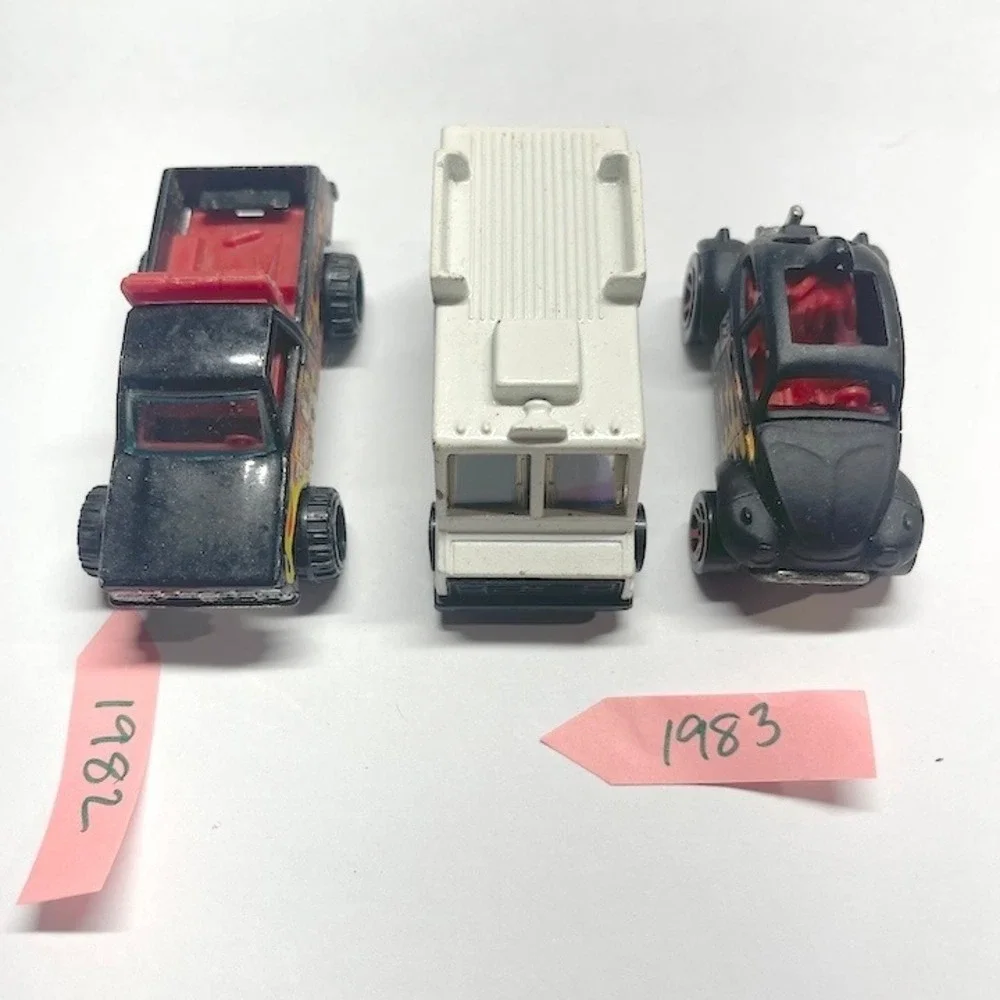 HOT WHEELS 20 Car Lot From 1969 Through 1990 2 Redlines‎ Novelty Racers More